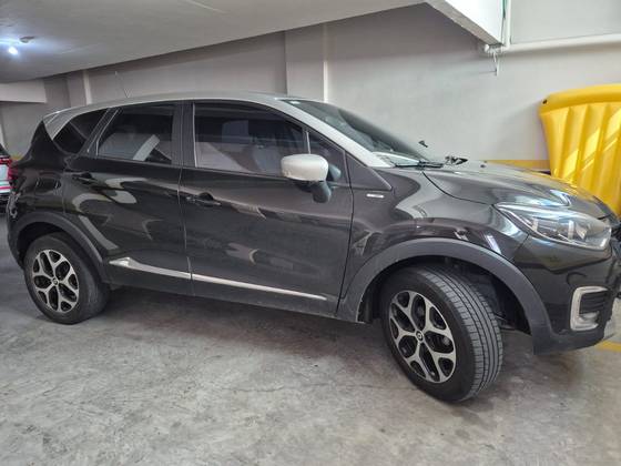RENAULT CAPTUR 1.6 16V SCE FLEX BOSE X-TRONIC